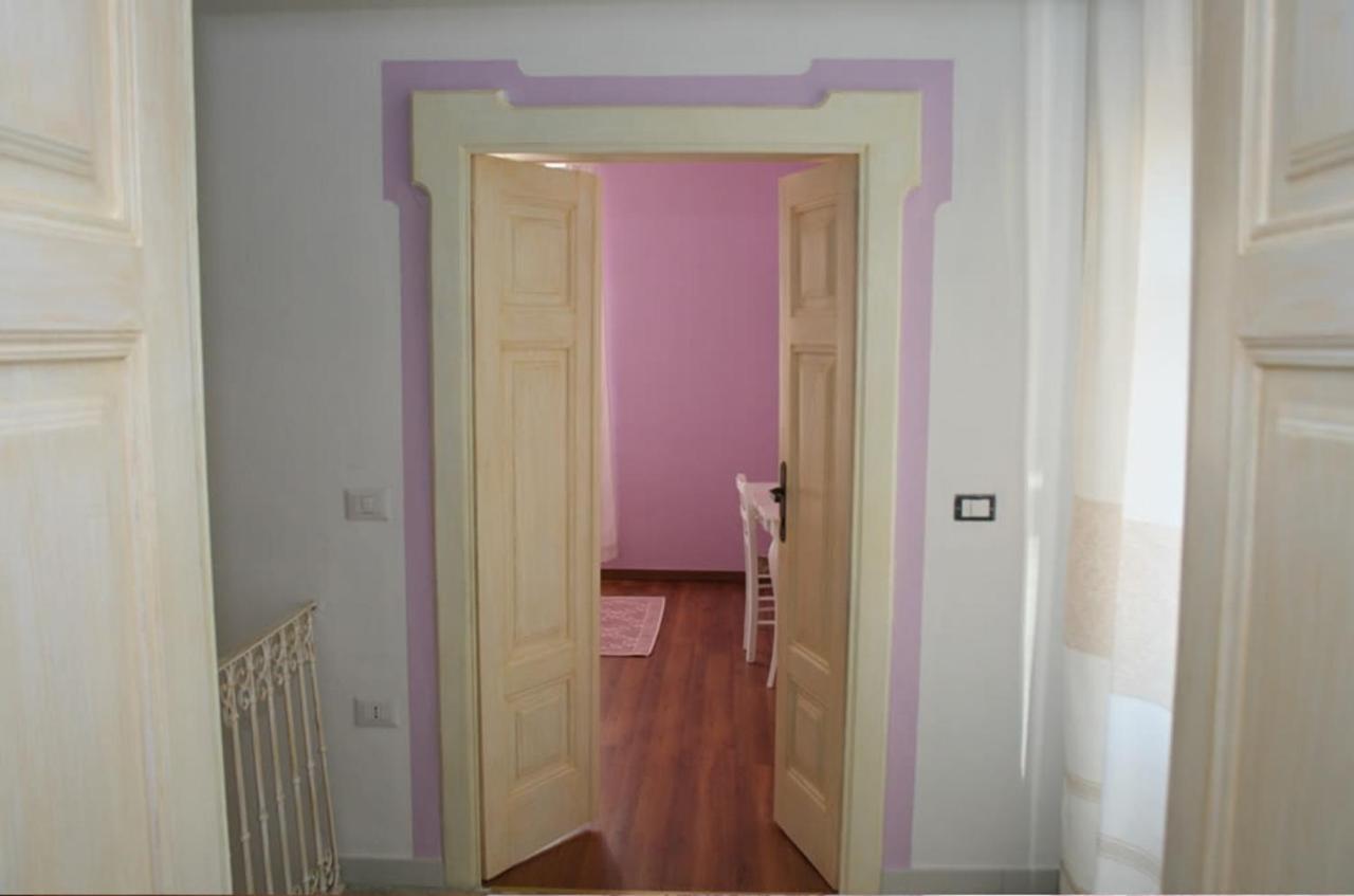 Guest House Le Gemelle Luras 외부 사진