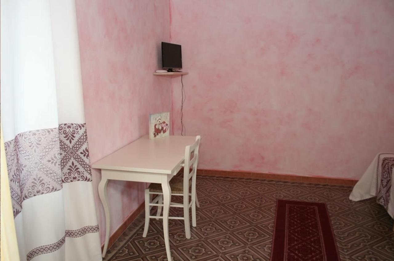 Guest House Le Gemelle Luras 외부 사진
