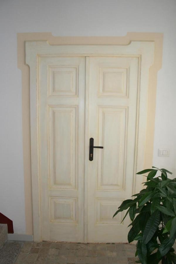 Guest House Le Gemelle Luras 외부 사진