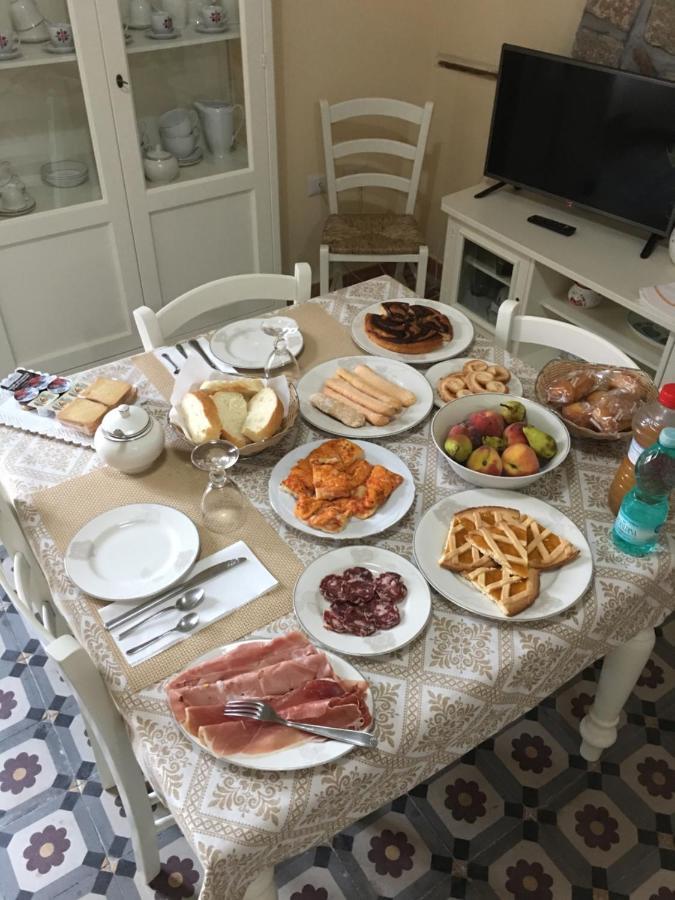 Guest House Le Gemelle Luras 외부 사진