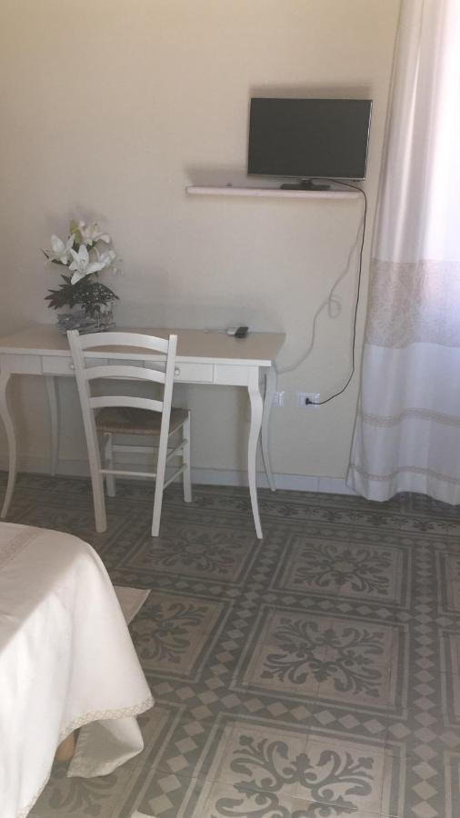 Guest House Le Gemelle Luras 외부 사진