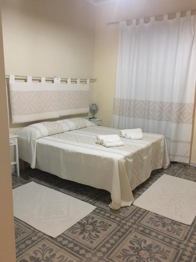 Guest House Le Gemelle Luras 외부 사진