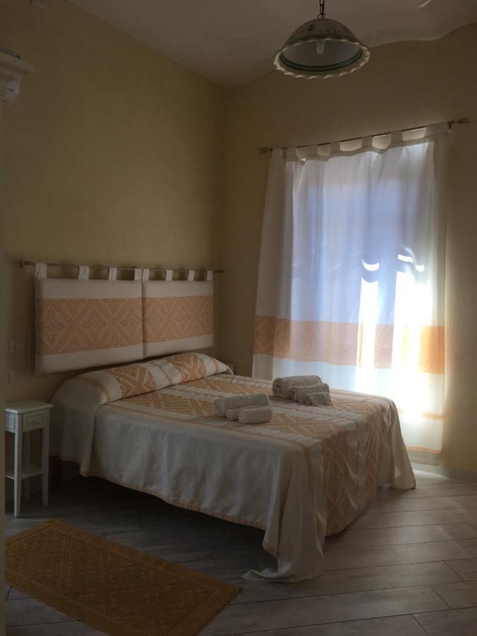 Guest House Le Gemelle Luras 외부 사진